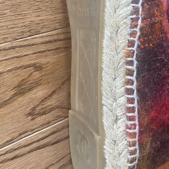 Chanel Wool Tweed and Lambskin Espadrilles Shoes - Picture 4 of 6